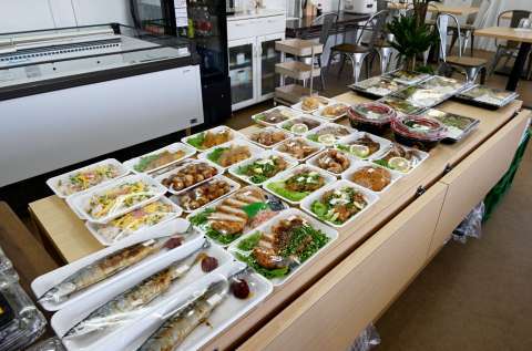 小湊海食<small>(こみなとしーふーど)</small>
